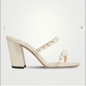 JIMMY CHOO
Amara Pearl-Embellished Suede Mules